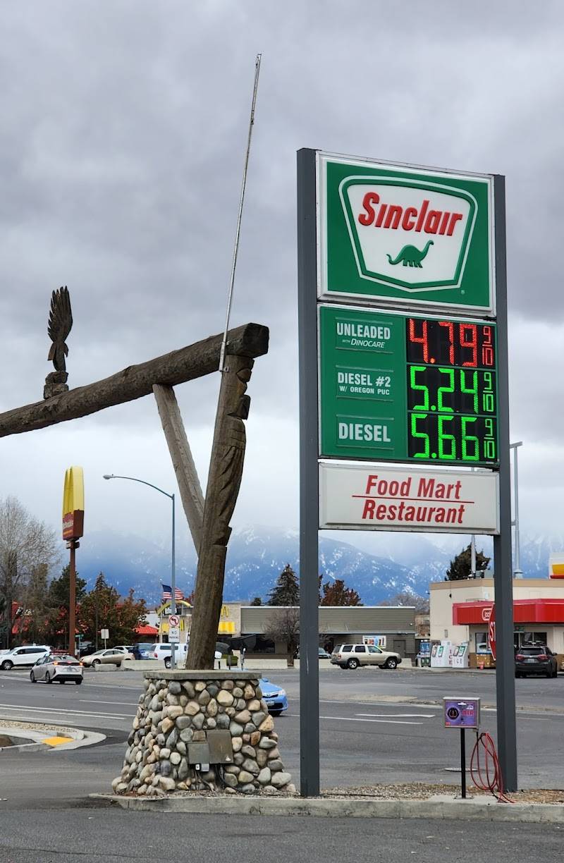 Sinclair Gas Station