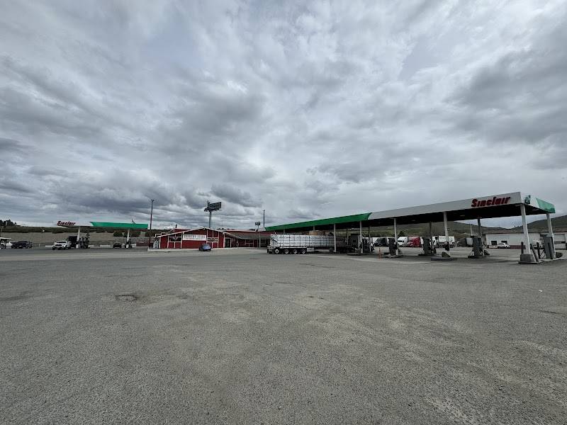 Sinclair Gas Station