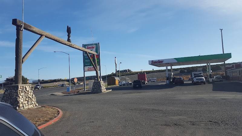 Sinclair Gas Station